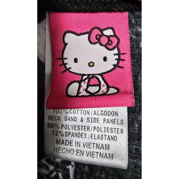 Hello Kitty Womens Scrub Top 2XL Black V-Neck Short Sleeve Cotton/Polyester Blen - Picture 4 of 6